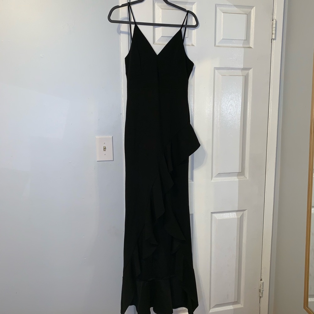 black windsor prom dress